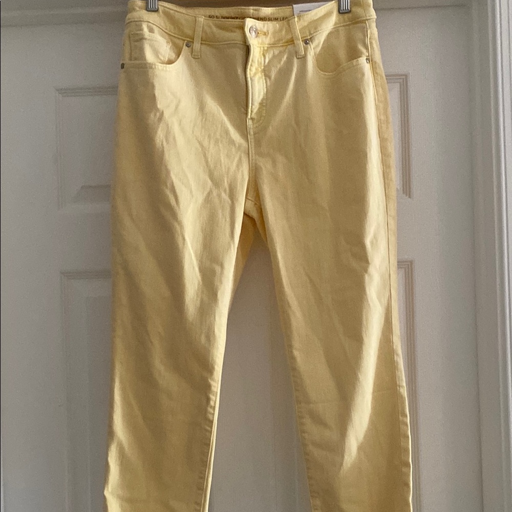 Chico's Yellow Cropped Pants Lightweight Cotton Blend